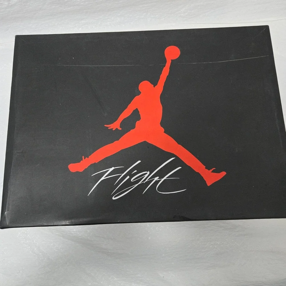 Air Jordan 4 Retro Red Thunder Black Crimson CT8527-016 Mens Size 8